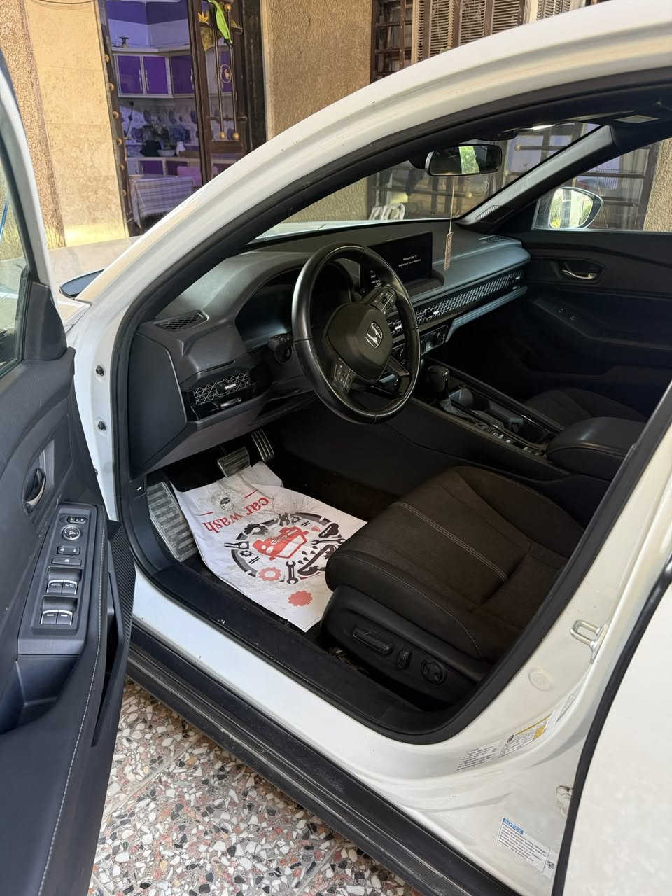 هوندا اكورد سبورت هايبرد (2023) وارد اميريكي مكينة 2000 تنفس طبيعي ماشية 14000 وغيرها من المواصفات العنوان بغداد للأستفسار الاتصال على هاذه الرقم ***********
