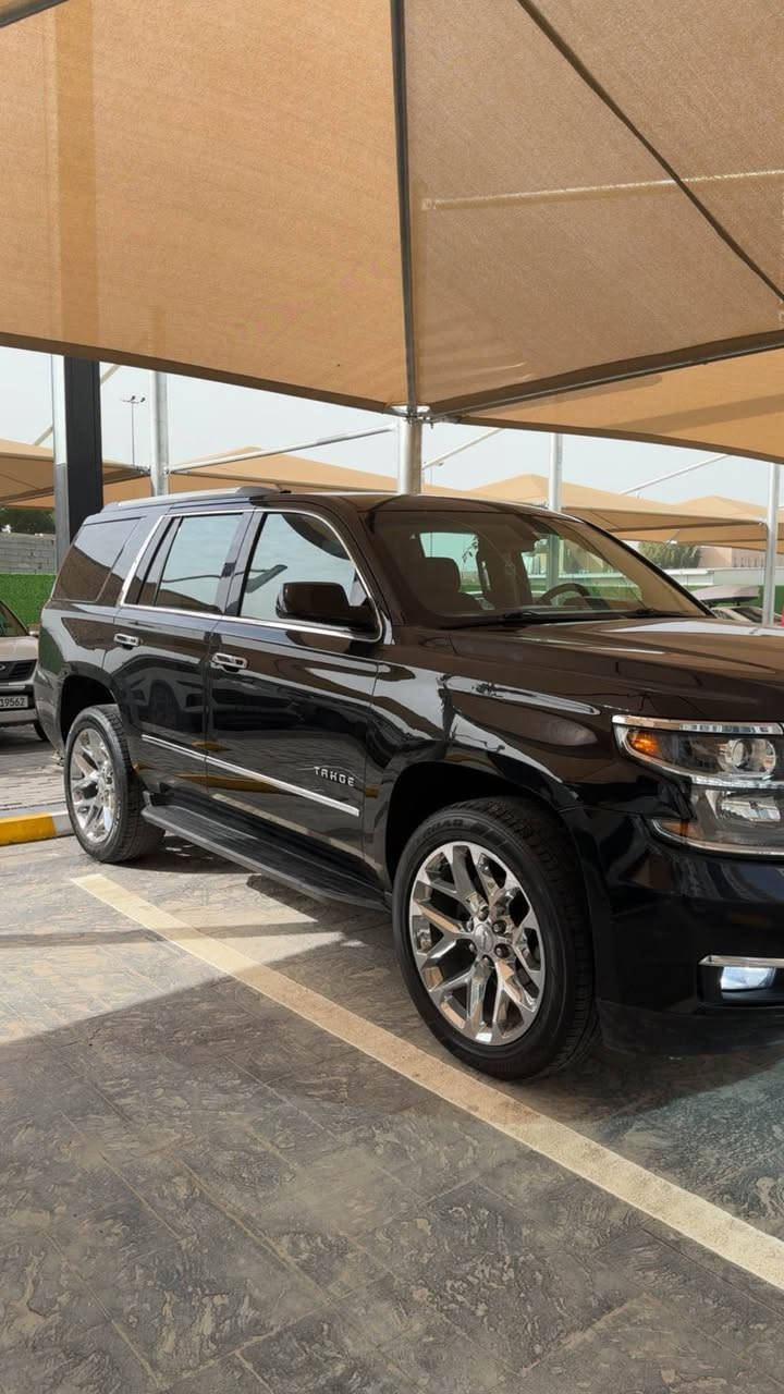 السلام عليكم 
تاهو 2018 
خليجي ls
حساس امامي خلفي 
شاشه قاصه 
ويل 22 مال برايمر
السياره بالحقيقه احلى من الصور
السياره بيها صبغ بنيد 
وجاملغ بارد+ جاملغ وباب مفتوحات فقط
السعر (30000$) يعني 3 شدات وبيها مجال 
مكان السياره :بغداد العامريه  
للاستفسار:*********** بغداد, العراق
