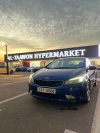 فورتي 2018 للبيع فئه LX  السياره كلين بدون حادث.فقط مسروق جاملغ ودعامي...