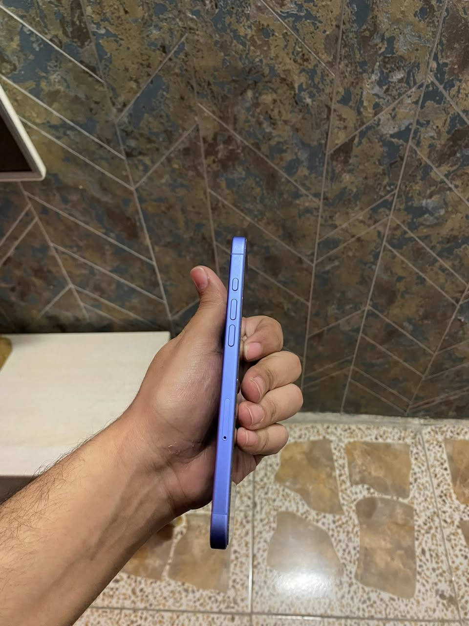 📱 iPhone 16 Plus 256GB – نظيف جداً
🔹 بطارية 99% 🔋
🔹 سعة 256GB
🔹 نسخة أمريكية
🔹 سيم كارت (يدعم شريحة)
🔹 باقي على الضمان لحد شهر 3
🔹 بدون كارتون
🔹 استخدام شخصي، ما مفتوح ولا مصلح 

🎁 يجي وياه كفر Apple MagSafe Case الأصلي

📍 الموقع: (بغداد كرادة)
📩 مراسلة خاص


**إذا كنت صاحب هذا الإعلان وتريد حذفه لأي سبب، رجاءا أرسل رسالة إلى الدعم الفني**