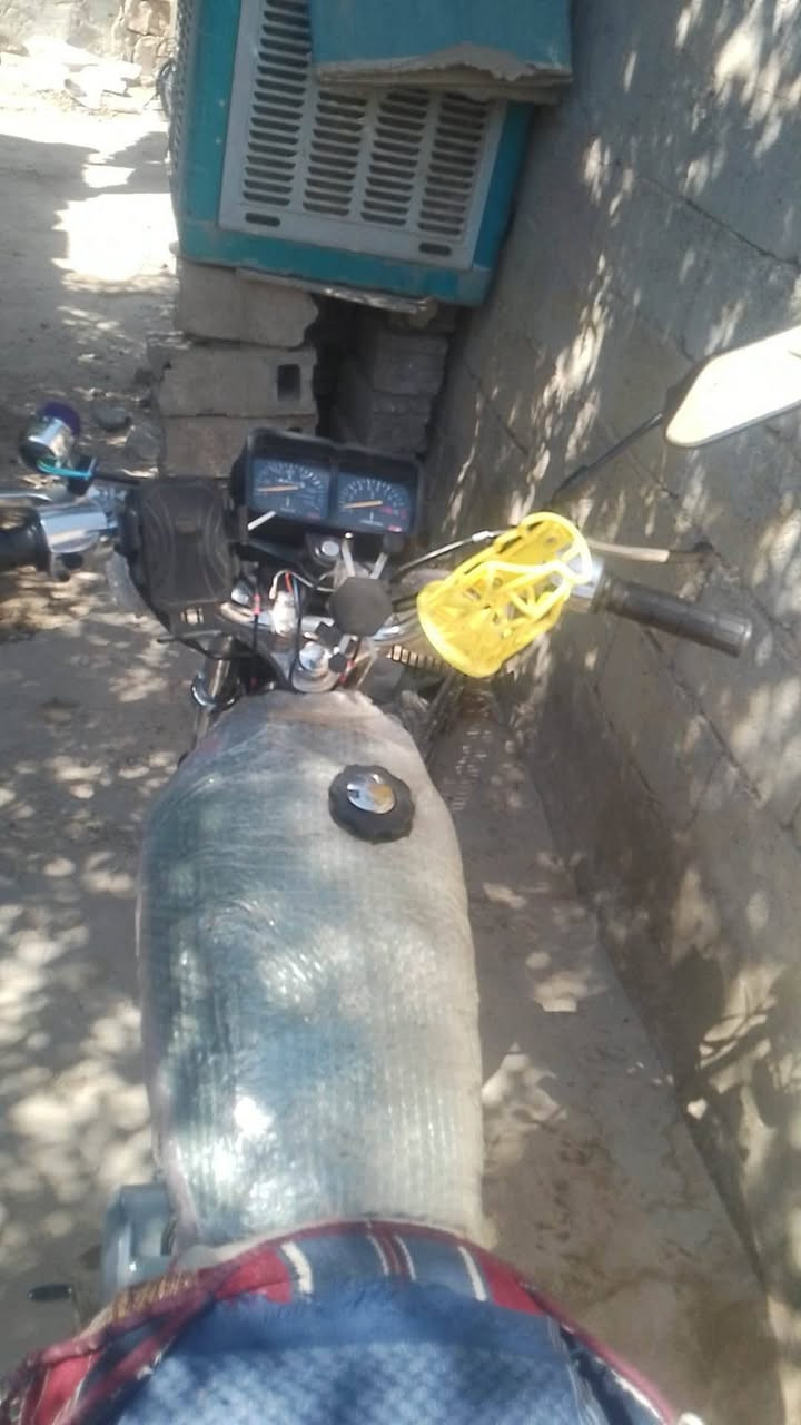 سلام عليكم دراجه للبيع متوازي ع بيعتها لدراجه كلك كلك مكفوله من لصرقه ولعشاير لدراجه حلوه لانضوح ولاتبخير مكاني كربلاء حي لنصر قرب ملعب كربلاء


**إذا كنت صاحب هذا الإعلان وتريد حذفه لأي سبب، رجاءا أرسل رسالة إلى الدعم الفني**