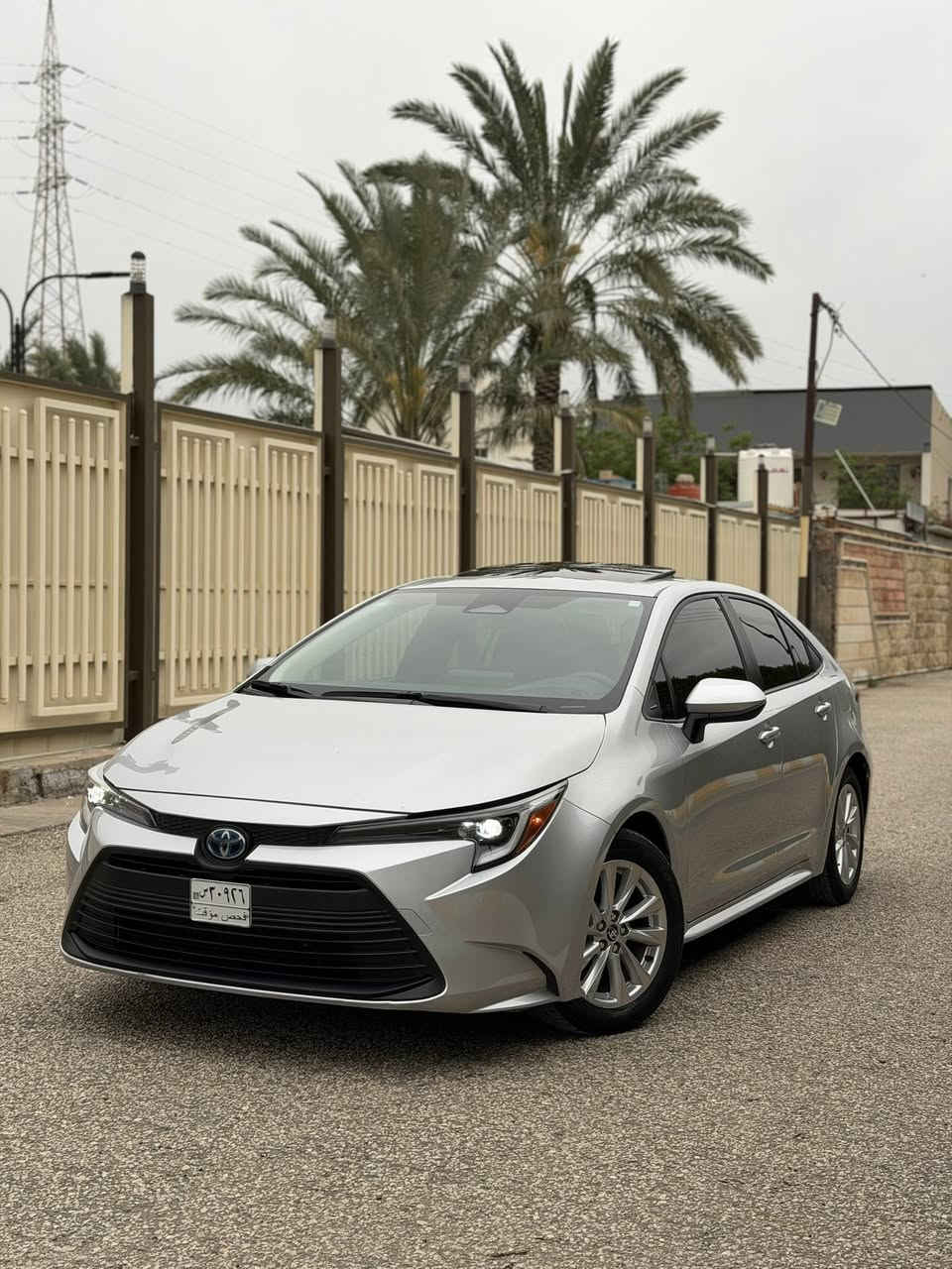 الهم صل علا محمد وآل محمد 
                     السلام عليكم 
للبيع فقط 
كورولا موديل 2024  محرك 2000 هايبرد وارد امريكي فول مواصفات 
ماشيه 20 الف مايل مشي امريكا دخول جديد بدون رقم تترقم جميع محافظات العراق ولترقيم مجاني 
 المواصفات 
رادار امامي اوخلفي اوجانبي
فتحه سقف
بصمه ابواب
شاحن واير ليس
وبدون ايرباك 
حادثه چاملغ خلفي السائق بارد فقط بدون اي صبغ 
السعر 185 ورقه اوبيه مجال قليل 
للاستفسار علا الرقم 
***********
