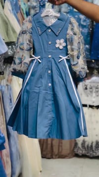 فستان صيفي ٢٠٢٦ • مقاسات ٦-١٢ سنة • سوق القيارة