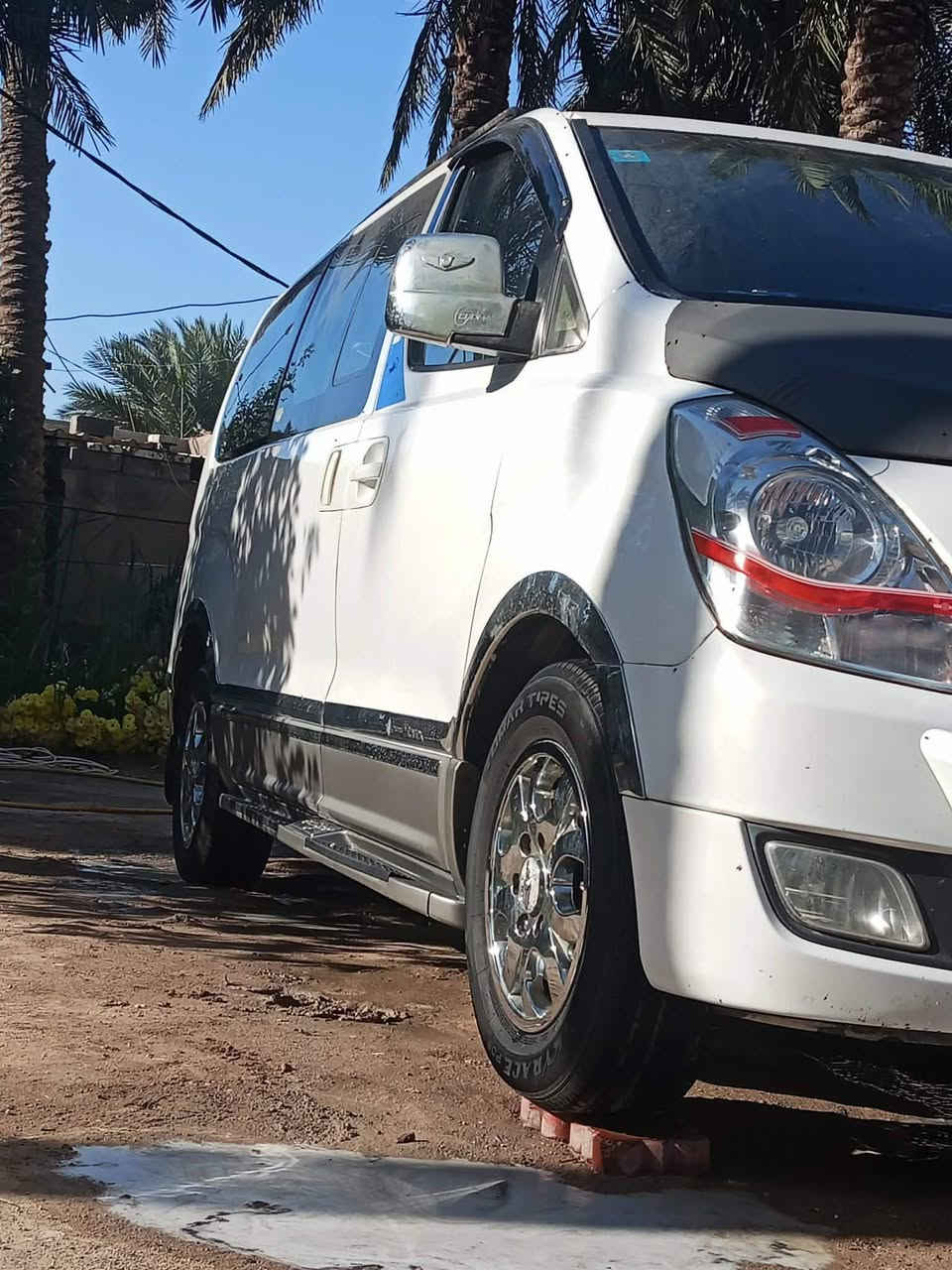 سلام عليكم  ستاركس 2009محور مسكر مكفوله من الظربه والتبدل والبارد بيه بس بخات صبغ بصيطه مكان ناصريه السعر 145وبيه مجال بصيط ***********
