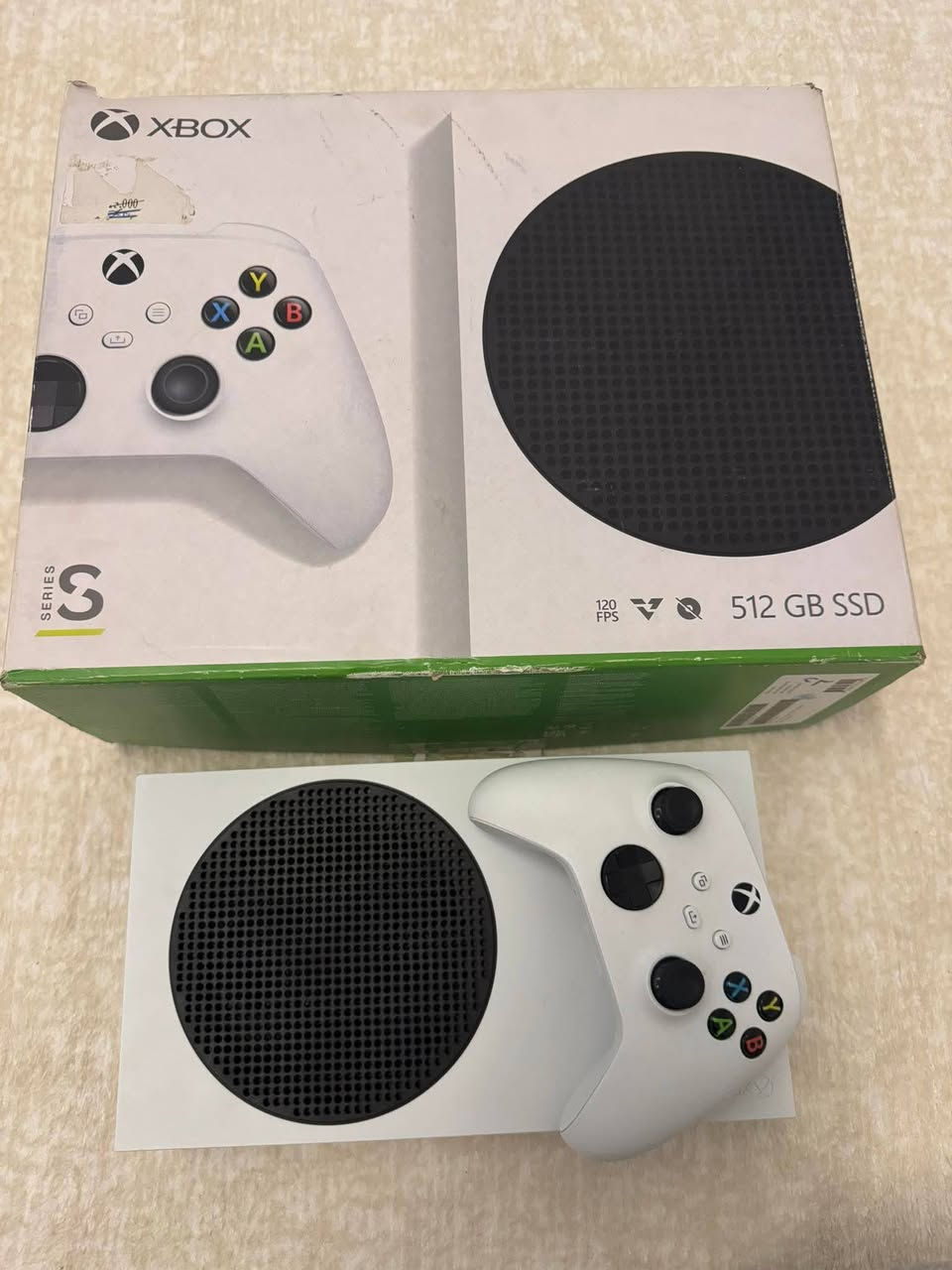 بلي 4عدد 2كامل جوستكاتهن مع يوبي ائس واحد مهكر واحد سلم واحد تيرة مع اكس بوكس سيرس اس جديد مستخدم شي قليل مع 2جوستك مع يوبي اس سعر 250الف والبلي الواحد 225الف شرط ما مفتوح برقي بي الظلوعية شارع الطفاء ***********
