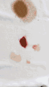 الملابس انظف واجمل وعبق يدوم  مع مسحوق الغسيل من الوزير😍👌  للاستفسار و...