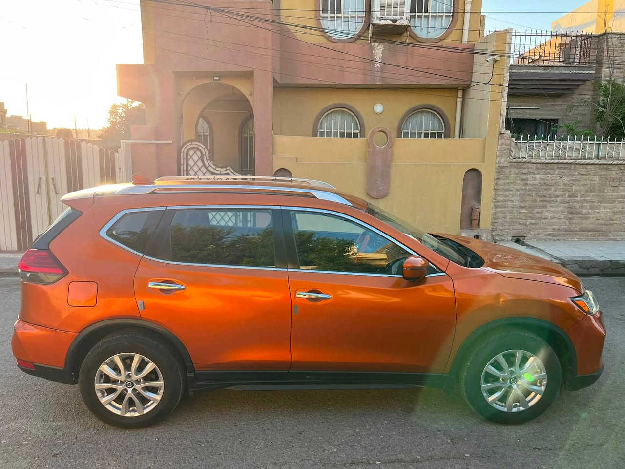 بسم الله وعلى بركة الله
نيسان روج 2017  SV AWD
فول عدا الفتحة
رقم اربيل الجديد بأسمي
مكينة 2500cc
الضرر : خلفي جنطة + جاملغات الخلفية 

السعر 142 مجال بسيط

المواصفات: 

فور ويل دفع رباعي
بصمة ابواب وصندوق وتشغيل
تشغيل عن بعد
كشن وتدفئة وخزن + ستيرن تدفئة
4كاميرات 360 درجة 
ثلاثة انظمة قيادة : ايكو + سبورت + نورمال
كروز مثبت سرعة 
مانع انزلاق
لايت لد بك لايت لد 
هيتر مري
اشاير مري
تبريد امامي لمس ومنفصل
تبريد خلفي
صندوق كهربائي + شفط
رادار امامي وجانبي
شاشة لمس
شاشة اعطال 
وباقي المواصفات المعروفة

رقم الشاصي موجود من ضمن الصور 
موقع السيارة. موصل
للإستفسار اكثر الإتصال على 
***********
