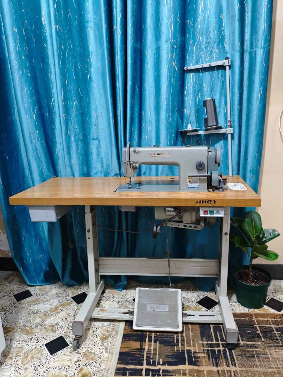 سلام عليكم مكينة مال بيت مو مال خياطة لبيع 450 مكاني بغداد الكمالية
***********
