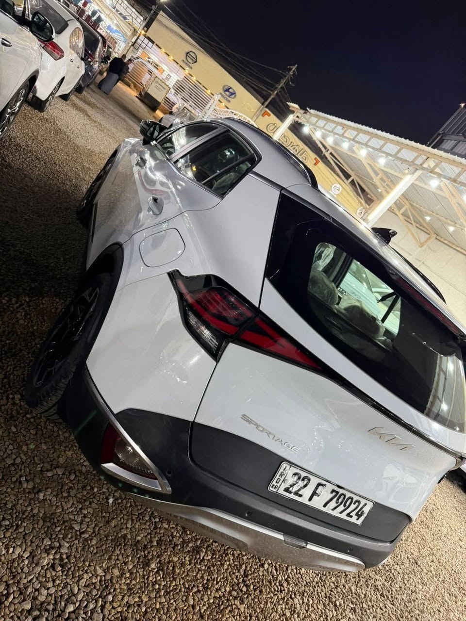 تحيه طيبه السلام عليكم
كيا سبورتج 2022 خليجي

فول مواصفات 

ماشيه 42 ألف 

مكينة 2000 دوش 

بصمه تشغيل 

بصمه ابواب 

شاشه كامره 

تحكم ستيرن 

حساس خلفي أمامي 

مقاعد كهرباء 2 

تدفىه كشنات 

جنطه كهربائي 

مري شفط 

قيادة ذاتي 

ويل 20

بارنوما 

لد خلفي 

لايت عدسه 

شاحن وإير لس 

نقطه عمياء 

فول مواصفات من أخير

رقم اربيل شرط تحويل مباشرة او وكاله 

السعر 220 ورقه وبيها مجال 
مكاني النجف الأشرف

أي استفسار رقم صاحب سياره 

***********
بيه شبر جاملغ ايمن صبغ بدون دواخل
