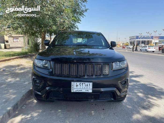 السلام عليكم جيب موديل 15 بلاك توب ضرر بابين سايق والورا بدون دواخل مواصفات المعروفة بالجيب محرك ٣٦٠٠ الهاتف 
*********** السعر 20 الف
