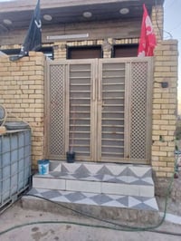 السلام وعليكم بيت طابق واحد جاهز لبنا درجه اولى لبيع  الموقع حي التراث...
