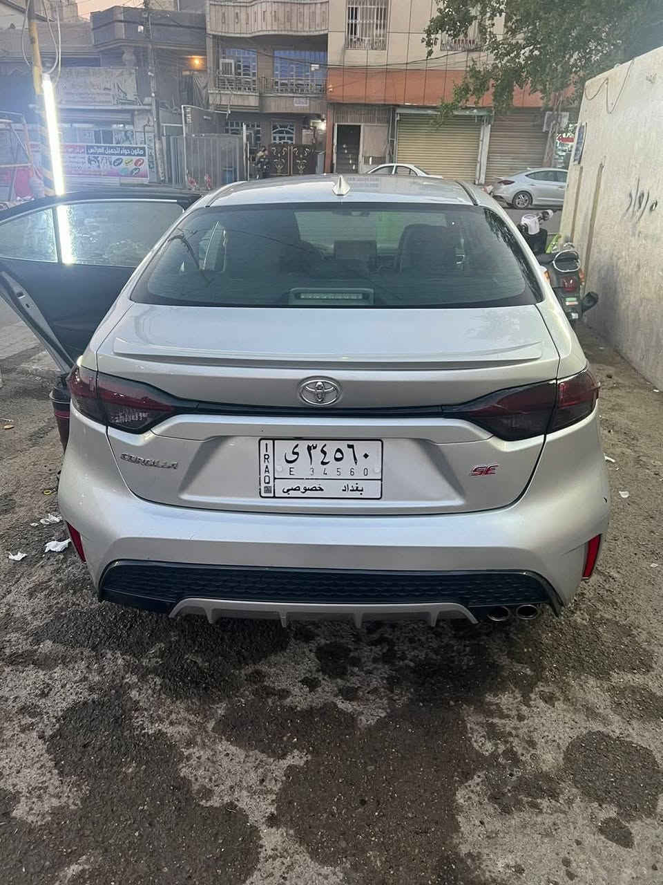 السلام عليكم سياره كورلا موديل 2022 رقم بفداد وارد امريكي السياره احله من الصور تحويل ثاني يوم مكاني بغداد الشعب سعرها 155 وبيها مجال هذا رقمي *********** ضررها موضح بالسونار
