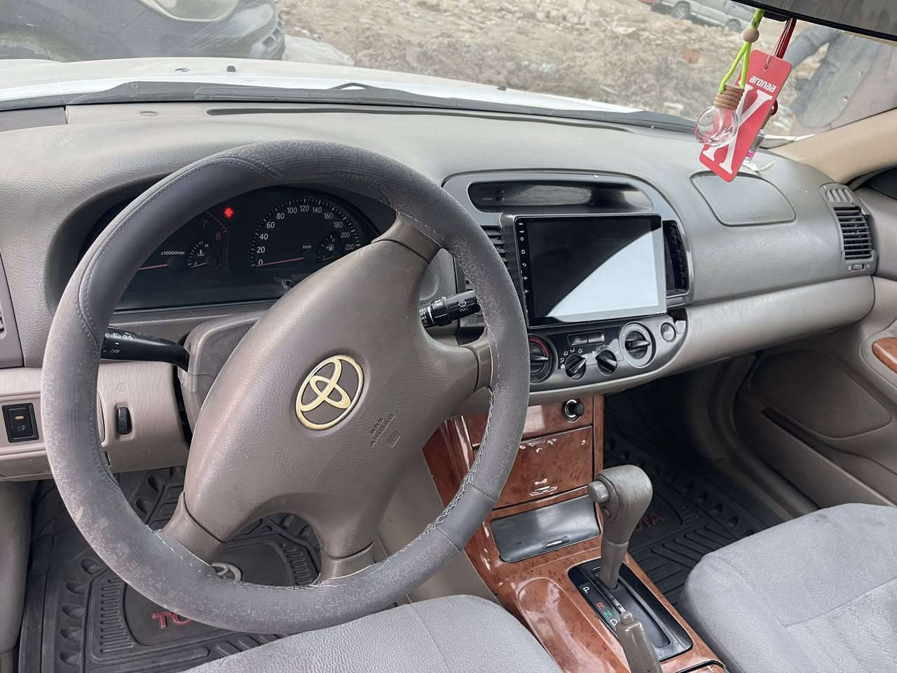 السلام عليكم كامري 2005 جاهزه مابيه نص اي شي فقط الجاملغ الخلفي بي صبغ
العنوان بابل القاسم ***********
