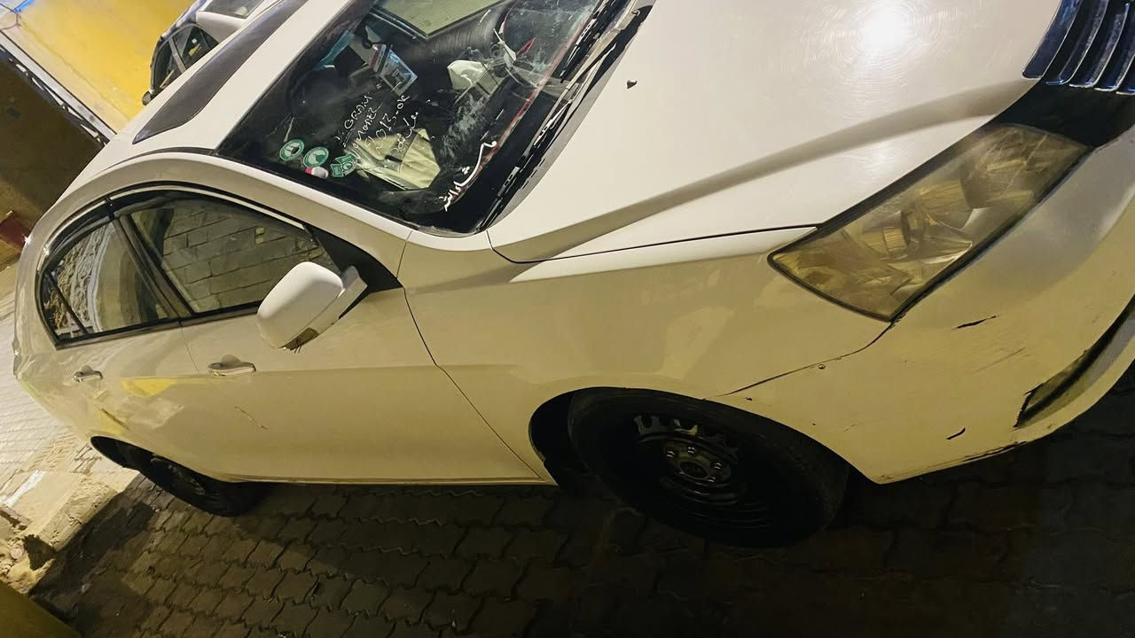 جيلي امكراند موديل ٢٠١٣  رقمهه بصره أ سياره كفاله من كلشي لا ضربه ولاصبغ بيهه داير خلفي فقط بي صبغ بدون حادث مكينه وكير جدد حداده جديده تخم تاير جديد باتري جديد منظومه تبريد جديده السياره كلهه ع البلاد كل نقص مابيهه وحته سونار فحص بيهه السياره للعلم السياره ماشيه ٤٥ الف 

السعر ٦٢ وبيهه شويه مجال 
البصره حي الجامعه 
الشراي يتصل ***********
