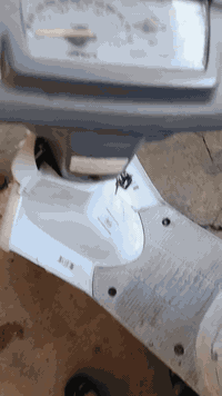 ماطور كلو شرط كهربائية شغاله سلف شغال مكينه شرط بس قبغ هندر درعو اصلي صوت اكسن شرط سعرو 200بي مجال بسيط هذا رقمي خابرني ***********او اسيا ***********
