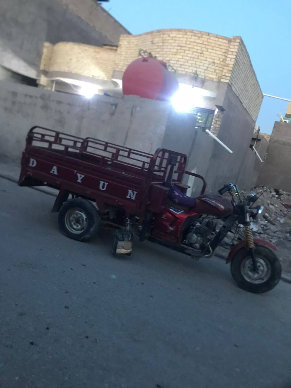 السلام عليكم ستوته دايون موديل 17 طالعه بل 18 مكينه صقر 3 براغي  تشغل سلف و هندر مكينه ناعمه  سعر مليون و ميه بيه مجال مكاني بغداد المعامل ***********
