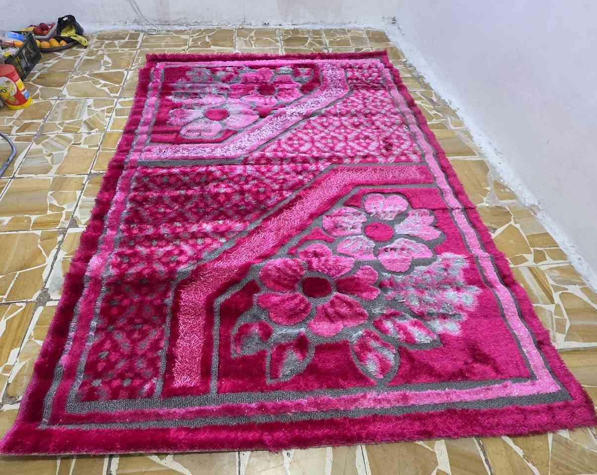 زولية جديدة غير مفروشة الطول ٣ متر والعرض ٢ متر السعر ٧٠ الف الغزالية واتس اب ***********

