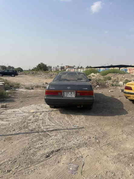 سلام عليكم 
كراون بطى منفصل موديل 2000 رقم كربلاء الانكليزي بسمي تحويل ثاني يوم سنويه لل 2027 بدون ضربه قويه لا شاصي لا لغد كير مكينه خير من الله جدد غرفه نضيفه 5 ويلكب تبريد شغال كهربائيات كلهه شغاله
العنوان : بغداد اليرموك 
الهاتف : ***********
السعر :  $50 وبيه مجال بسيط حك الجيه
