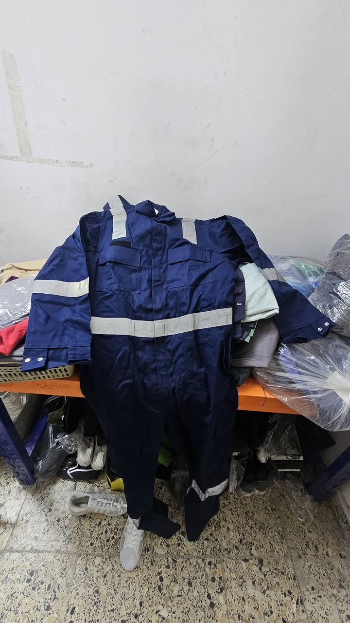 سلام عليكم
اختار اي شي تريدة السعر جدآ مناسبة للتواصل*********** البضاعة أصلية
