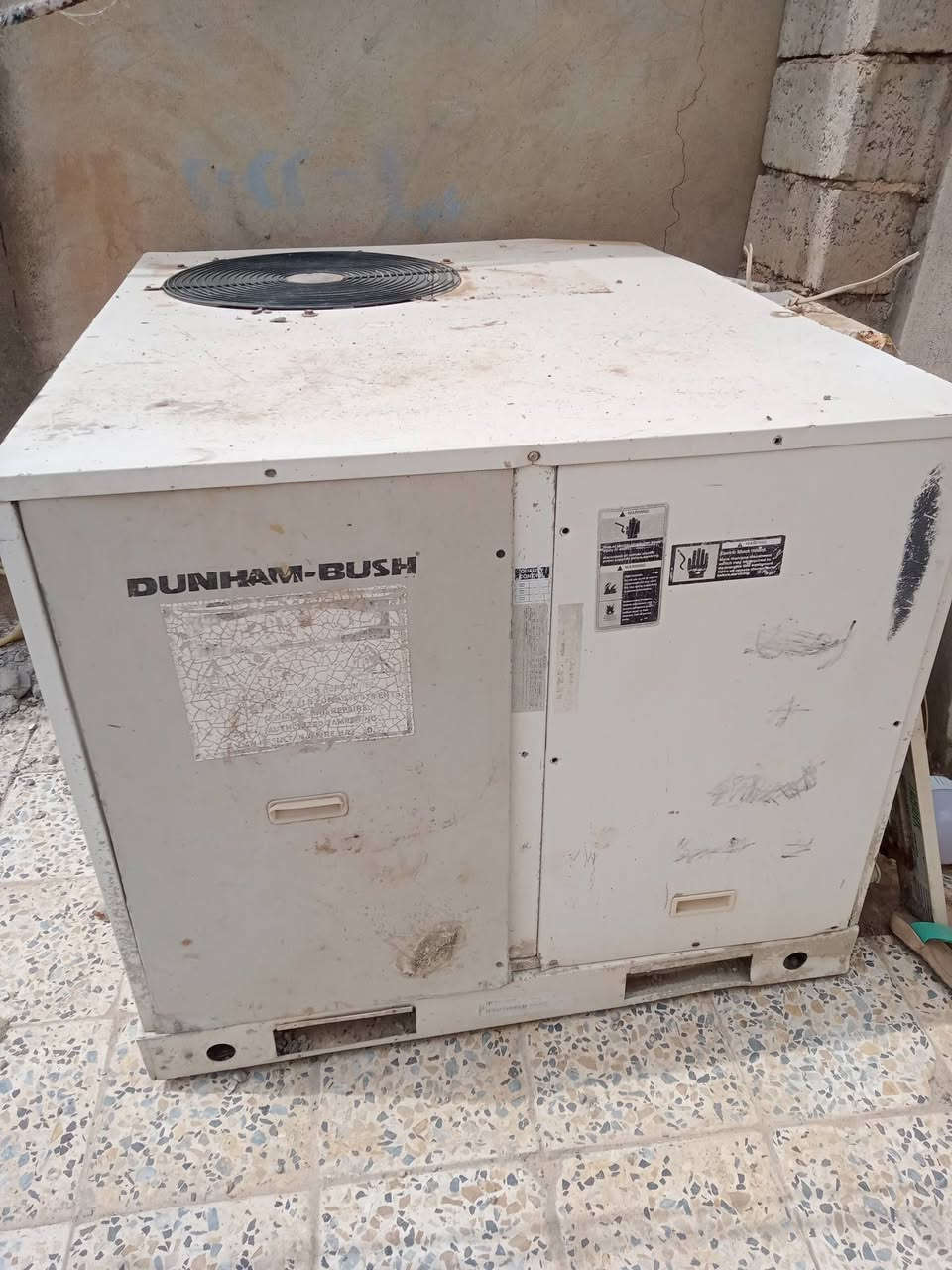 سبلت مركزي 3 فيز للبيع 
ديالى الخالص
***********
