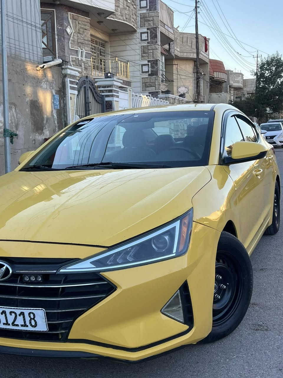 السلام عليكم النترا 2019 وارد امريكي حادث بنيد بدون دواخل 
السعر ( 127$) مكانها بغداد البلديات *********** 
محرك 2000 دوش كير AT المرغوب مكفولات من الفتح 
سياره جاهزه وجديده منضومه مال غاز صدر جديد تبريد ثلج 
سياره بيها فقط بنيد بدون دواخل بدون ايرباك الباقي كله مكفول
