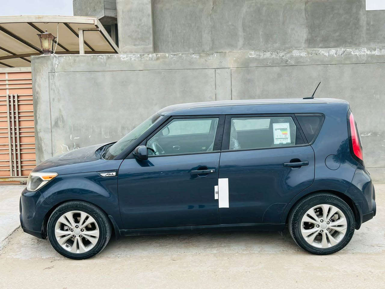 سلام عليكم

صول موديل 15

رقم بابل جديد

سياره حادثه من امريكا جاملغ وباب بدون دواخل

وهنا صار بيه كرده بين باب وجاملغ نصبغت نفس جهه

مواصفاته 

شاشه جبيره 

جي بي اس

تحكمات مقود

سستم صوت مع الوان متغيره 

مثبت سرعه 

ماشيه 120 ميل

سعره 105 وبيه مجال بسيط

واتساب ***********

اتصال*********** بغداد, العراق
