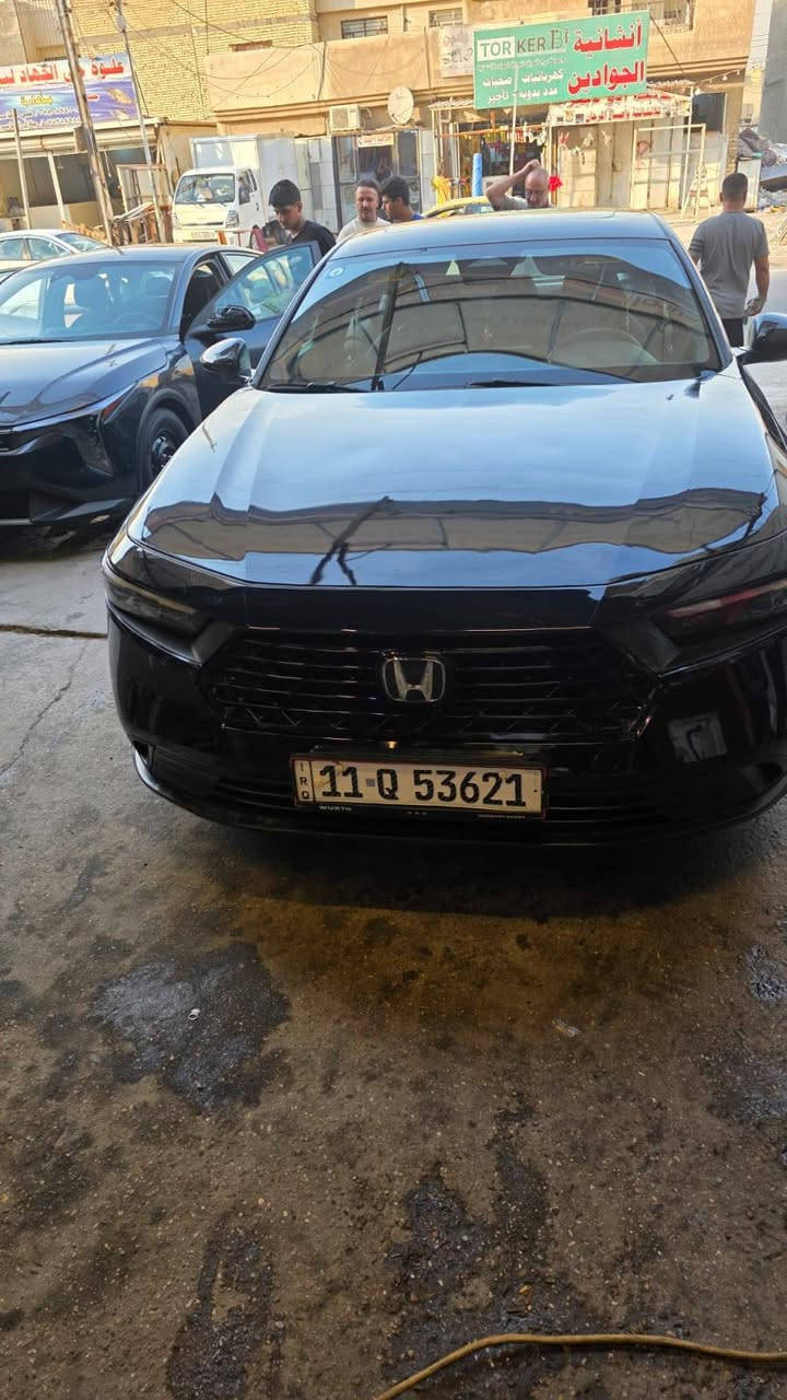 سلام عليكم هوندا اكورد موديل 2023 سبورت ماشيه ٤٨ الف حادثه مدل بنيد ومصبوغ وجاملغات بارد وب العراق صندوك بارد جاملغ خلفي بي دي ار مكاني حي الجهاد بغداد السعر 179 هاتف ***********
