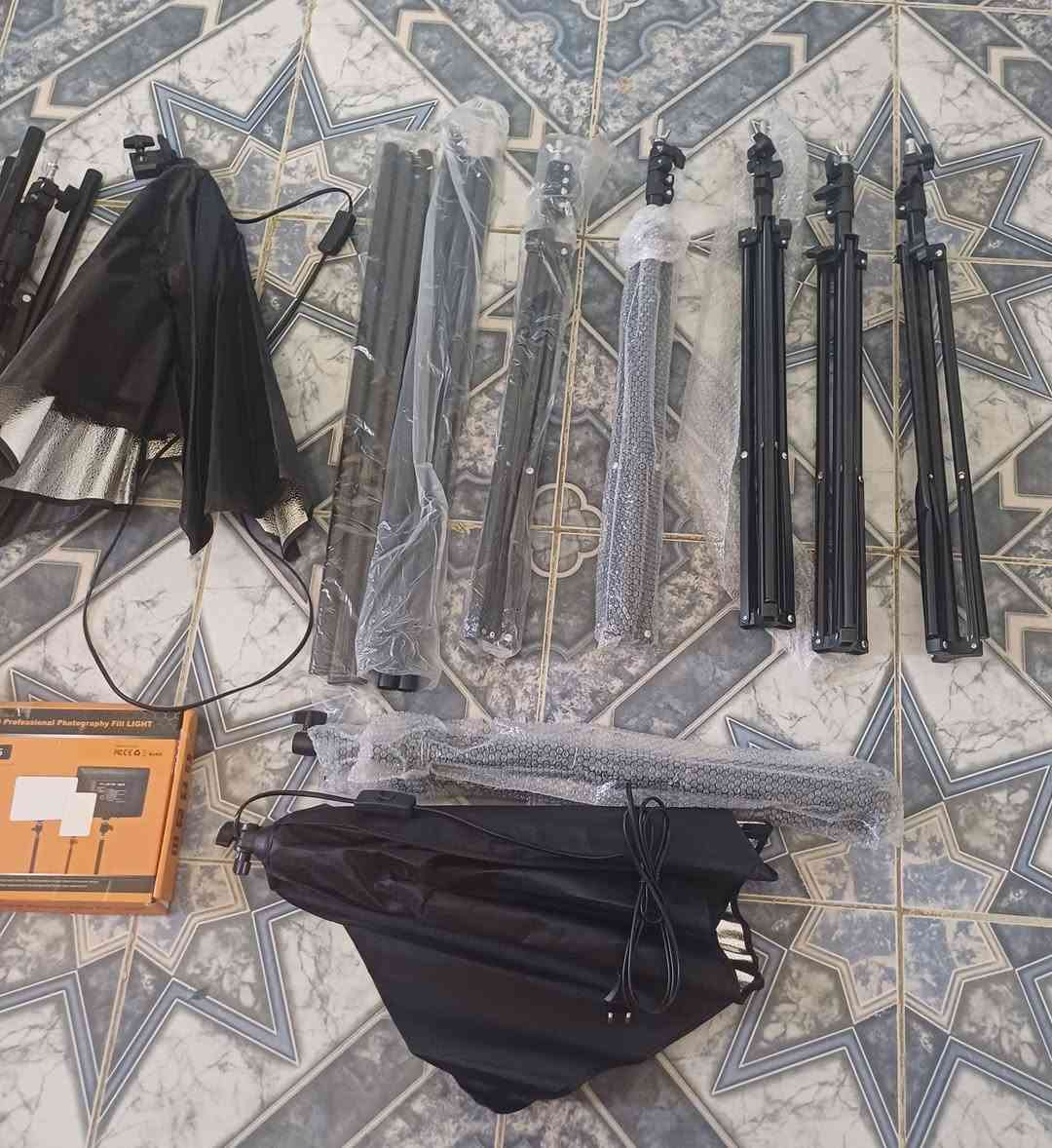 11 ستاند+بلاجكتورات عدد 2+شمسيات عدد2 ..الله شاهد مااعرف سعرها انطي سعر بس لا تكسر بالحاجه


**إذا كنت صاحب هذا الإعلان وتريد حذفه لأي سبب، رجاءا أرسل رسالة إلى الدعم الفني**