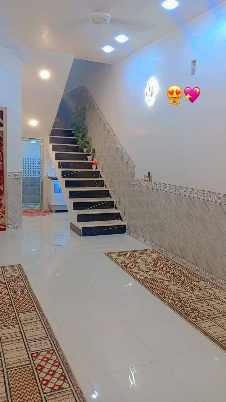 سلام عليكم يوجد لدينا
بيت طابو مساحته 150 
بناء طابوك صب كونكريت لارضيه والسقف ..بناء جديد 
العنوان الشافعيه قريب مدرسة باقر العلوم 
 بي غرفتين وصاله ومطبخ وحمامات وبراني 
للاستفسار ***********
