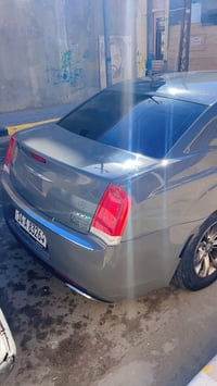 كرايسلر 300 • حادثة • ٢٠٠٠٠ كم