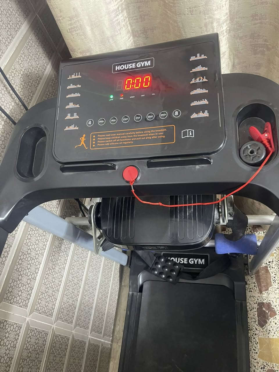 جهاز جري جديد للبيع 250 وبي مجال بسيط


**إذا كنت صاحب هذا الإعلان وتريد حذفه لأي سبب، رجاءا أرسل رسالة إلى الدعم الفني**