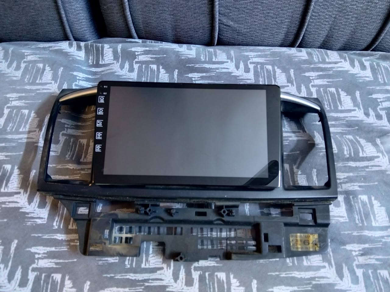 السلام عليكم
اطار ومسجل وشاشه كلهن ب 30 الف
***********
