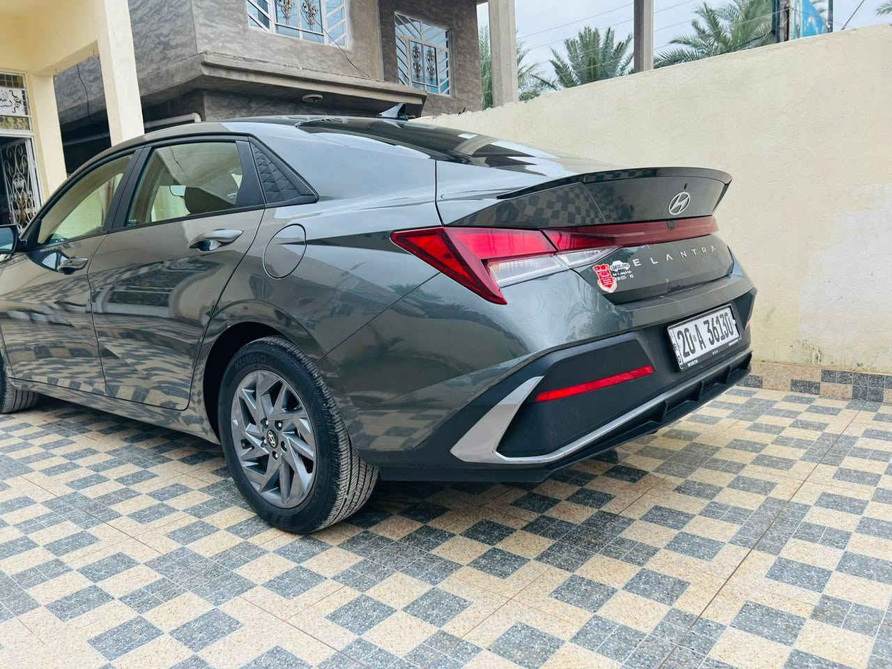 الانترا امريكي موديل 2024 مرقم ديالى باسمي 
الحادث كلش بسيط مثل ما موضح بلمنشور بارد فقط بلصندوق قطرة صبغ مابيها تعتبر كلين
مواصفات
شاشه متصله
بصمه ابواب وبصمه تشغيل
رادار امامي وخلفي
توقف ذاتي
لد بالدشبول 64 لون متغير
كامره خلفيه
ثلاث وضعيات قياده
ماشيه 19 الف 
محرك 2000 دوش
عارضها 165$ وبيها مجال للشراي
مكاني ديالى بعقوبة
***********
