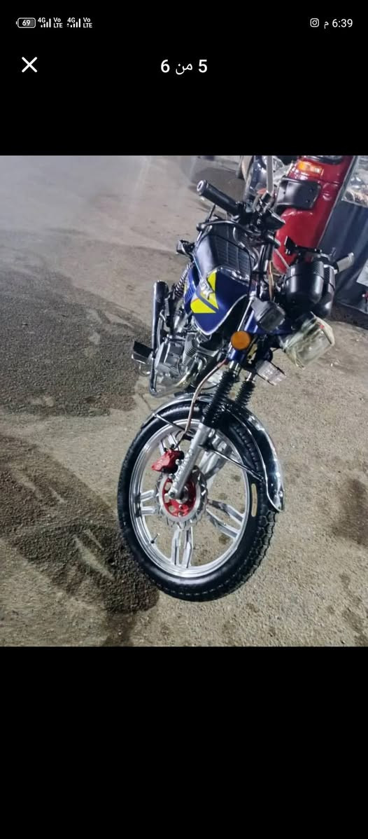 دراجه ايرانيه اربعه كير موديل 2025 دراجه حلوه مكينه بلادي مال الشركه ما مفتوح برغي واحد تايرات جدد دارجه ما ماشيه هواي اشتريتها وشمرتها بل بيت ما طالع بيها قليل سعرها 650 وبيها مجال لطيبين عنواني بغداد حي العامل
تواصل ***********
