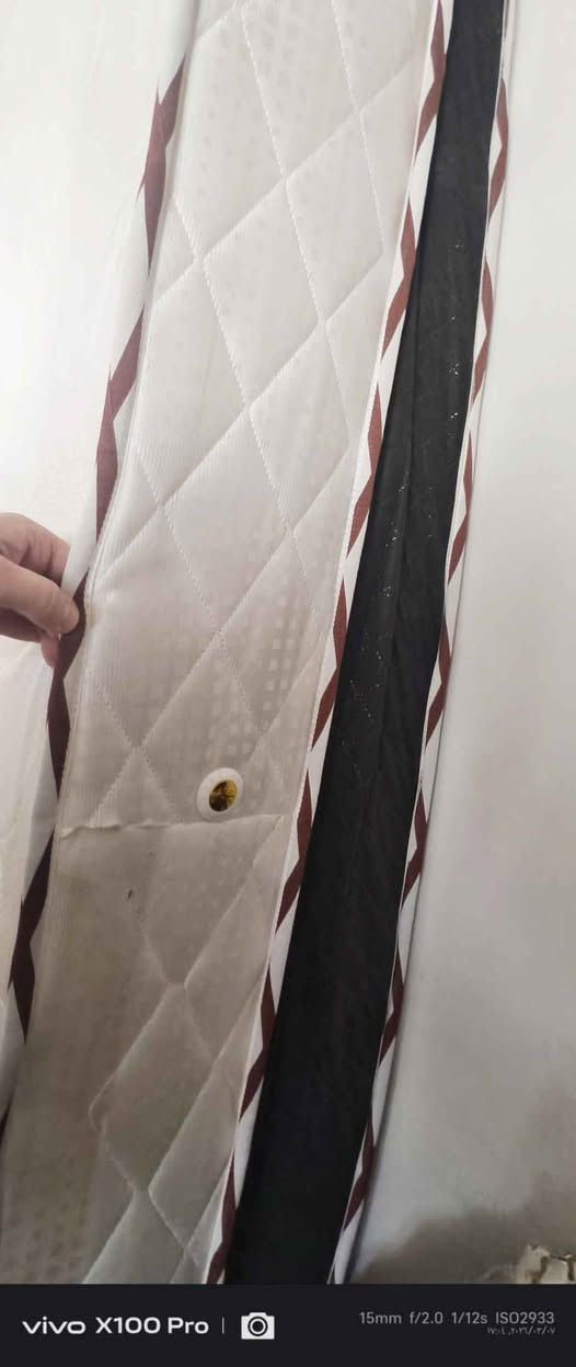 عندي دوشك طبي نفرين السمك 30 سم 
طول 205 سم 
العرض 160
3 طبقات طبي نفخ 
سعره  125
نظيف جدا
العنوان بابل *********** حلة, بابل
