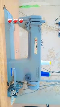 مكينة خياطة • مكينة صناعية • نضيفه