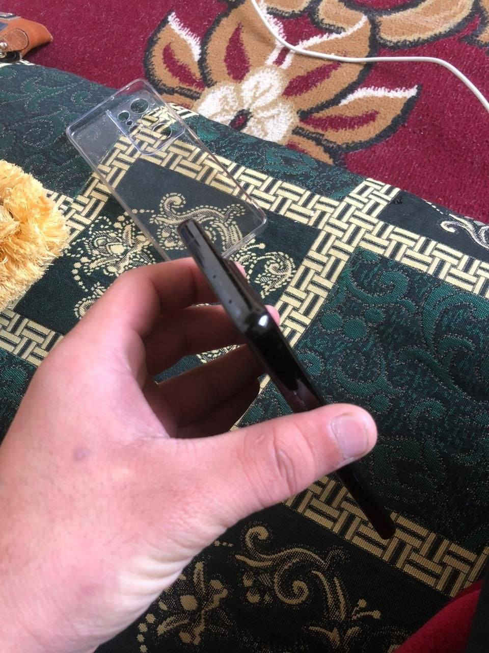 مبايل s21 الترا 
جهاز نضيف مامفتوح بدون غراض 
الجهاز انطي شرط شغال كامل بس بي نقطتين سود يم الكامره مامأثرين لاعالشاشه ولا اللمس ولا الكامره 
سعر الجهاز ٣٠٠ 
عنوان الموصل الجانب الايسر


**إذا كنت صاحب هذا الإعلان وتريد حذفه لأي سبب، رجاءا أرسل رسالة إلى الدعم الفني**