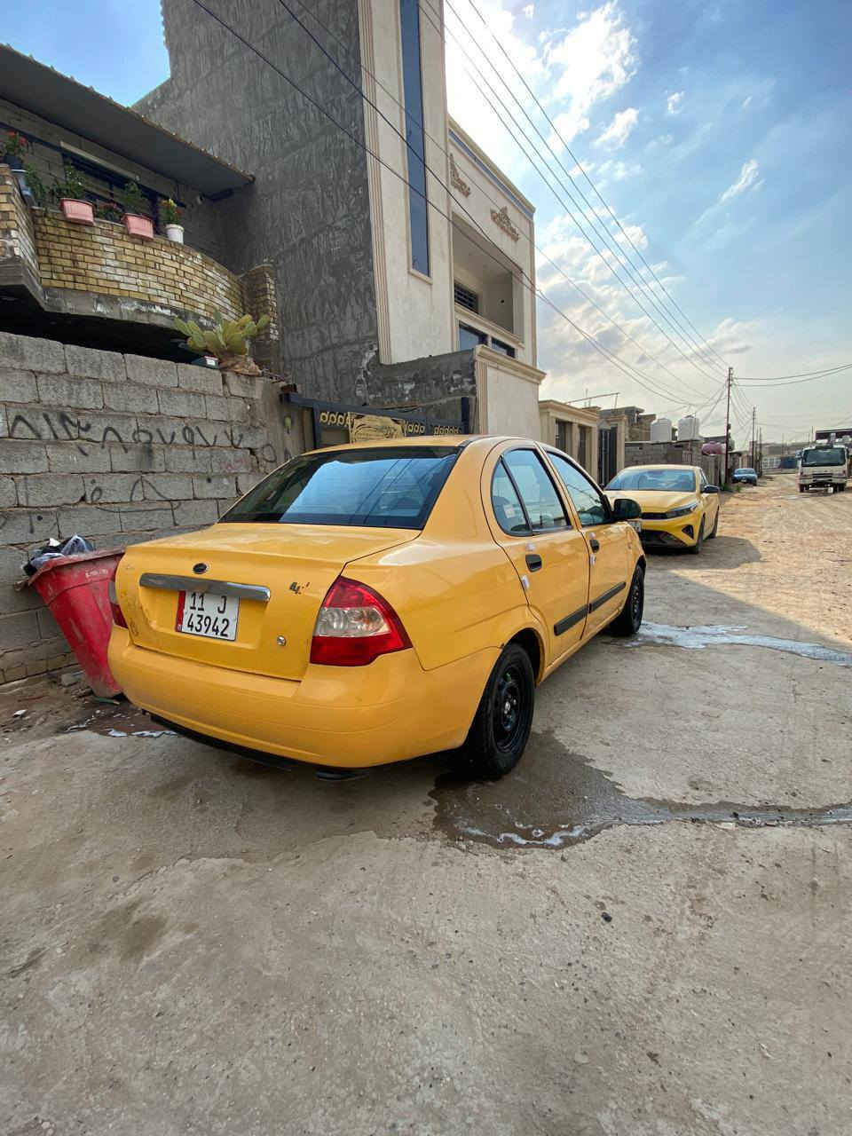 سلام عليكم للبيع طيبه مديل 2015 مكينة كير صدر تخم تاير خير من الله تبريد شغال سياره حلوه جاهزة بيه لباب وره سايق مبدل رقم بغداد دولي تحويل مباشر مصفره هيئه وغرامات سعر 34 وبيه مجال للطيبين رقمي ‏‪***********‬‏ مكان بغداد دوره
