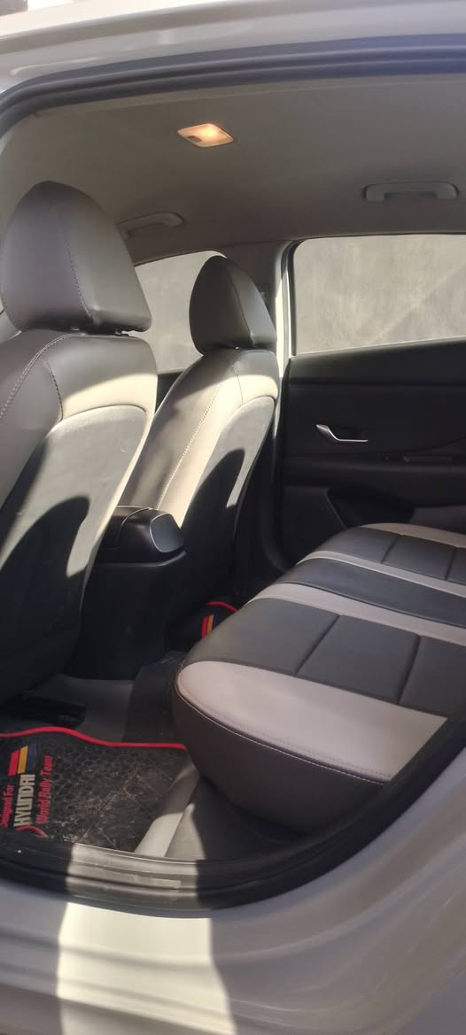 يالله
السلام عليكم
هونداي النترا
موديل 2021
ماشيه65mi
 

المواصفات
شاشه 
شاشه دجتال 

تدفئه بالكشنات
كامره
تحكم ستيرن فول
ويل كب
رادار امامي
رادار خلفي

تحديد مسار

تنبيه خروج عن المسار

صور الحادث مع السونار داخل المنشور 
لد نهاري
وبعض من المواصفات الاخرى

***********
صور امريكا بالمنشور 
الموقع بغداد الدورة 
السعر 140 وبيه مجال
