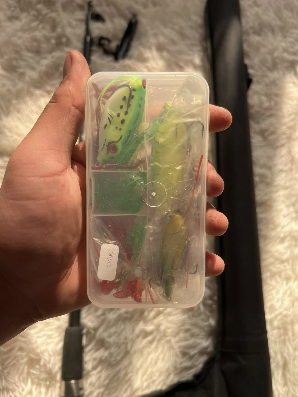 ‏عنده صيد أسماك كاملة مكينة حجم 2000 هي وخياطة عودة حجم 180 مختمة فول كربون مع علبة السنارة وخدمات وشنطة والسعر كله مناسب


**إذا كنت صاحب هذا الإعلان وتريد حذفه لأي سبب، رجاءا أرسل رسالة إلى الدعم الفني**