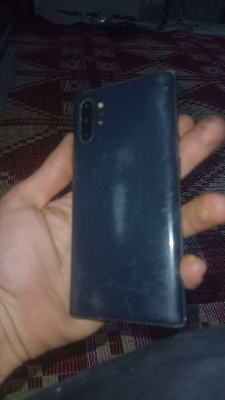 البيع فقط شاشه 
شرط فحص يم ابو الصيانه 
وتفحص شحن البطاريه 
نوت 10 بلس ذاكره256
مكاني بغداد سعر 85


**إذا كنت صاحب هذا الإعلان وتريد حذفه لأي سبب، رجاءا أرسل رسالة إلى الدعم الفني**