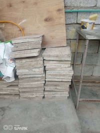 كاشي مستخدم • ٥٥ قطعة • علوة الفحل