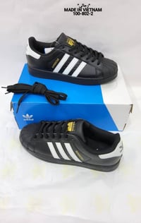 حذاء فيتنامي • مقاس ٤٠-٤٥ • توصيل فوري بالرياض