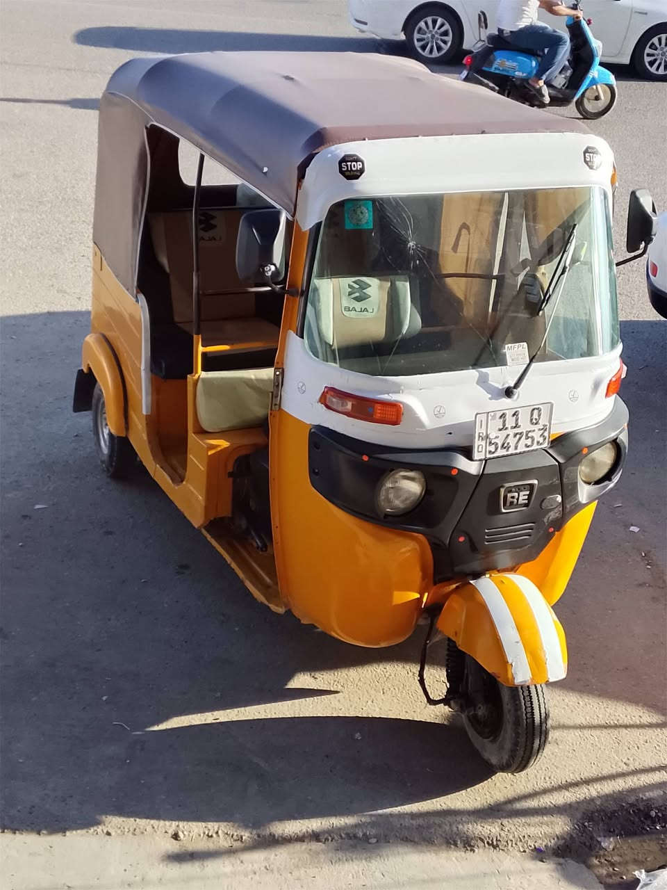 السلام عليكم تكتك 18 البيع رقم بغداد مشروع وطني السعر 5/300/مكاني بعقوبة كاطون الرزي/***********
