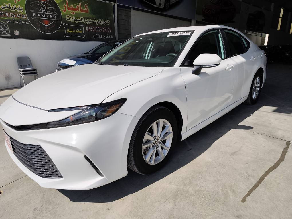 تويوتا كامري هايبرد 2025 شكل جديد 
  سعر 185 ورقه.  ***********
كلش نضيف ماشي 37 الف مايل 
كير محرك كهربائي بطاريه كلها بشرط 
سياره جاهز دينار مصرف مابي 
بدون رقم كاتي يترقم محافظات شيمالي 
اربيل سليمانيه دهوك 
ضرر بونيت فقط بيها 4قطع رش امريكا 
موجود رقم شاصي مع صور 
عنوان كركوك شراع معارض 
***********.  واتساب كركوك, العراق
