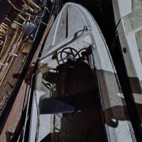 زورق بدون مكينه • بدون ستيرن • كورنيش عشار