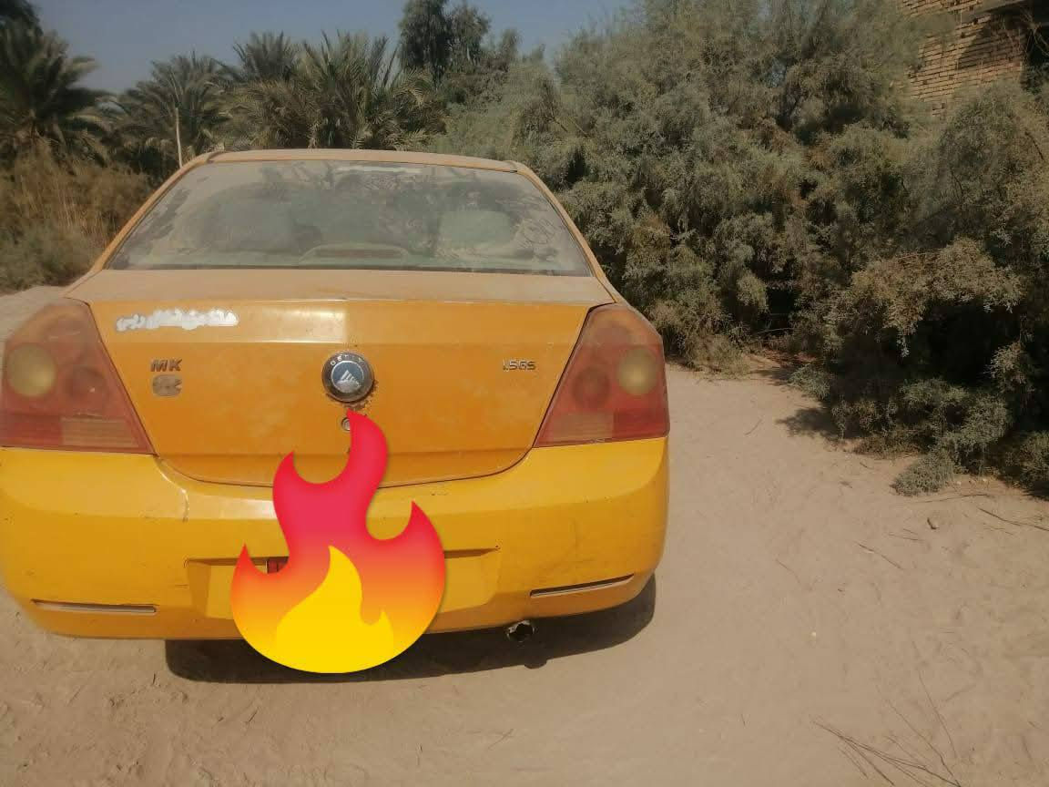 راعيها ميت سنويه ل ٢٧ بعدها مامنتهيه سعرها ١٣ وبيها مجال مكان السياره ديوانيه تجي تاخذها من البيت واسويلك مكاتبه بيها اتكفلك الطلب والسرقه راسلني خاص او اتصل *********** بي واتساب
