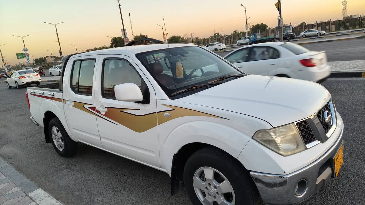 سلام عليكم نيفاره اوتماتيك LEموديل2009رقم اربيل السياره جاهزه من مكينه وكير بلادي تايرات تبريد وتتفاء بطاريه جديده يعني في مشيت الرحمن جاهزه من كلشي بس ماعده السنويه نافذه ومكاني في البصرة شط العرب والسعر90وبي مجال والى الطلاع اكثر رقم الهاتف ***********ومن الله التوفيق إلى الجميع
