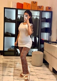 توصيل • ديوانية القادسية • ملابس