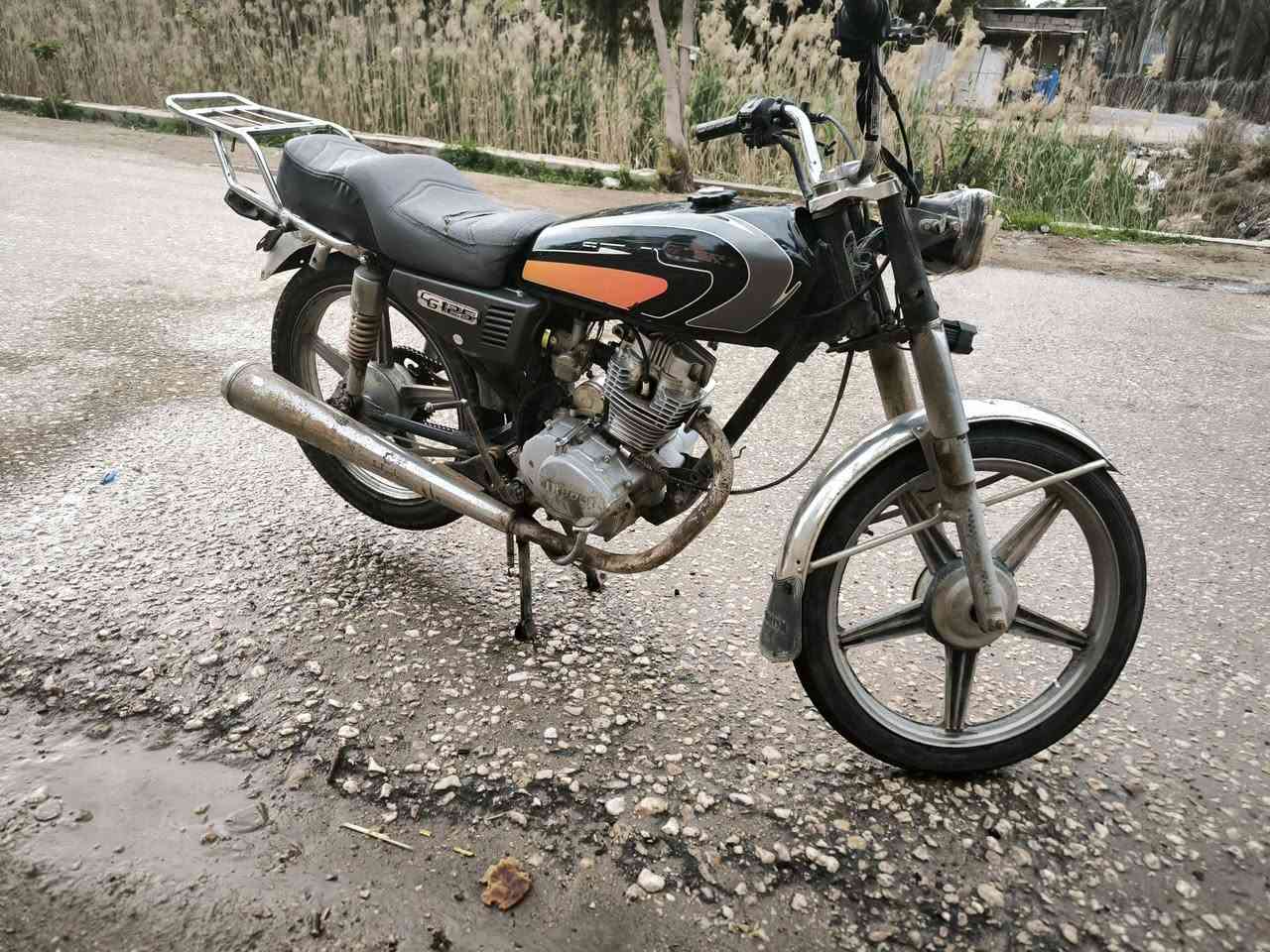 للبيع 5كير السعر 200وبيه مجال استفسار اكثر اتصل على صاحبه ***********
